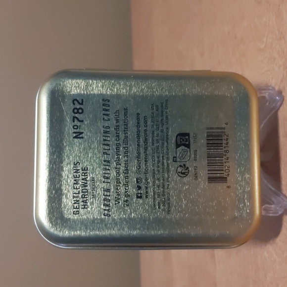 Trivia night bundle waterproof playing cards - Picture 3 of 12